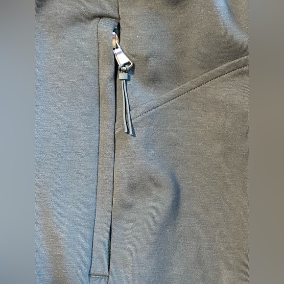 OLD Navy Dynamic Fleece High-Waisted, Wide-leg Pants, Pintucked, size 3X - Picture 5 of 14